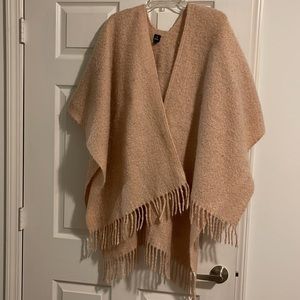 ECHO Women’s Poncho